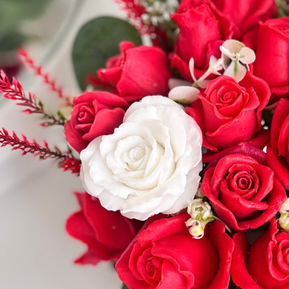 Seifenblumen Bouquet "Liebe Wunder" rot - Geschenk für sie